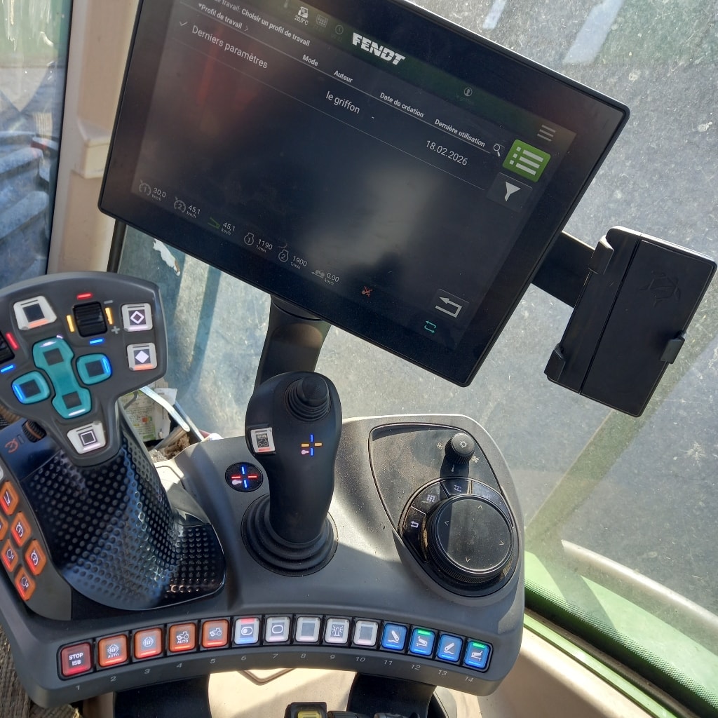 Tracteur FENDT 314 PROFI + - photo slide 17