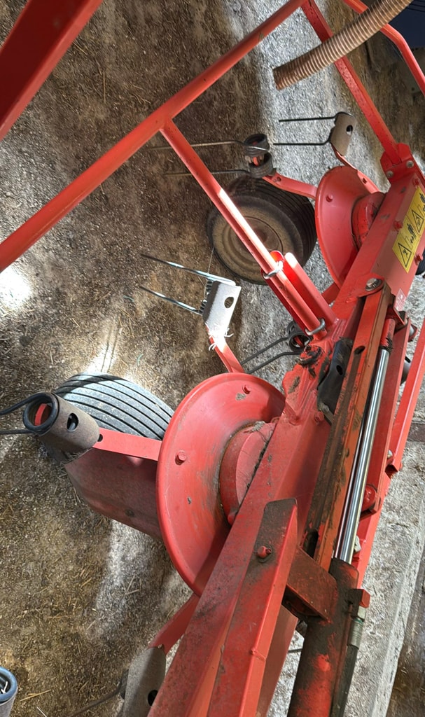Faneuse KUHN GF 5902 - photo slide 9