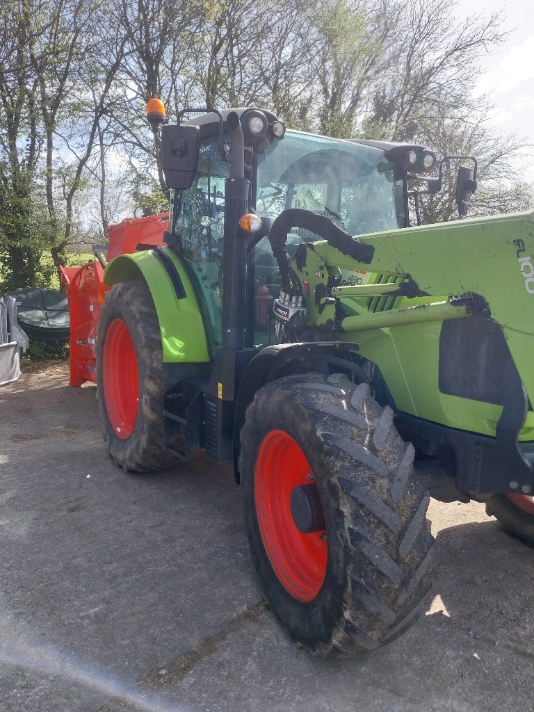 Tracteur chargeur CLAAS ARION 430 - photo slide 1