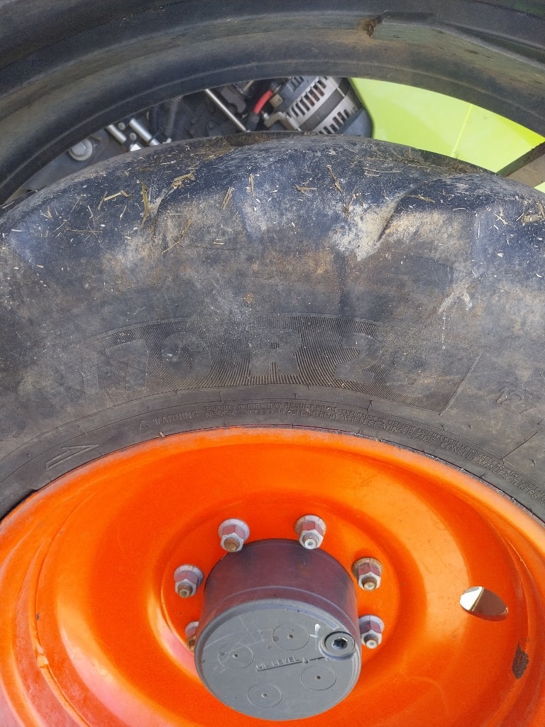 Tracteur chargeur CLAAS ARION 430 - photo slide 11