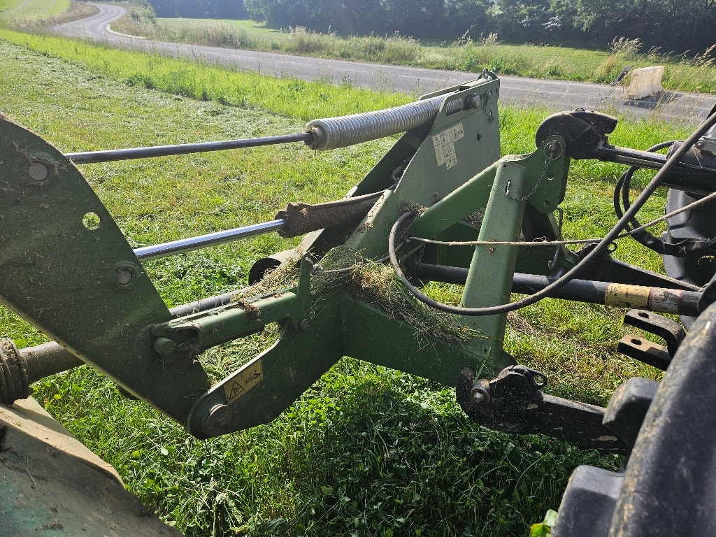 Faucheuse KRONE Easy cut R320 - photo slide 3