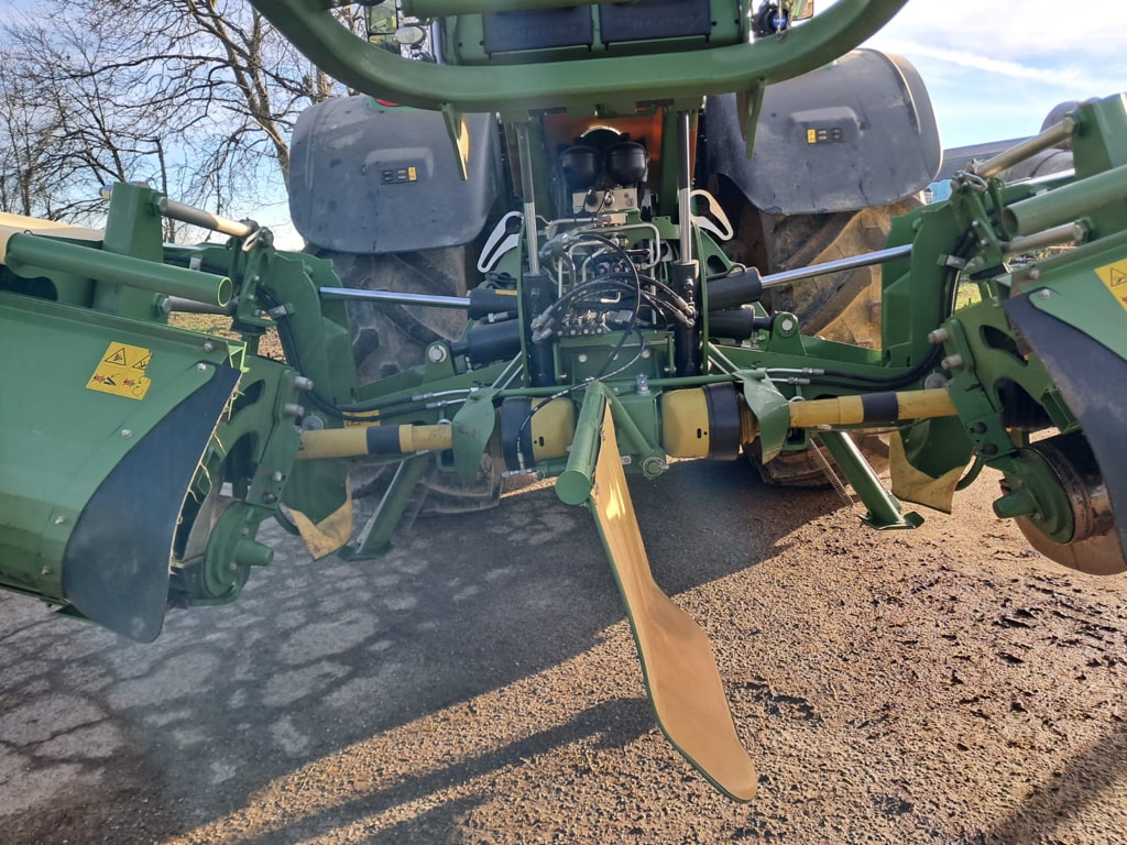 Faucheuse KRONE Easy cut B950 - photo slide 5