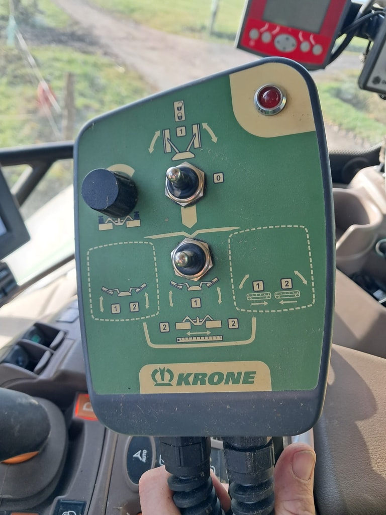 Faucheuse KRONE Easy cut B950 - photo slide 9