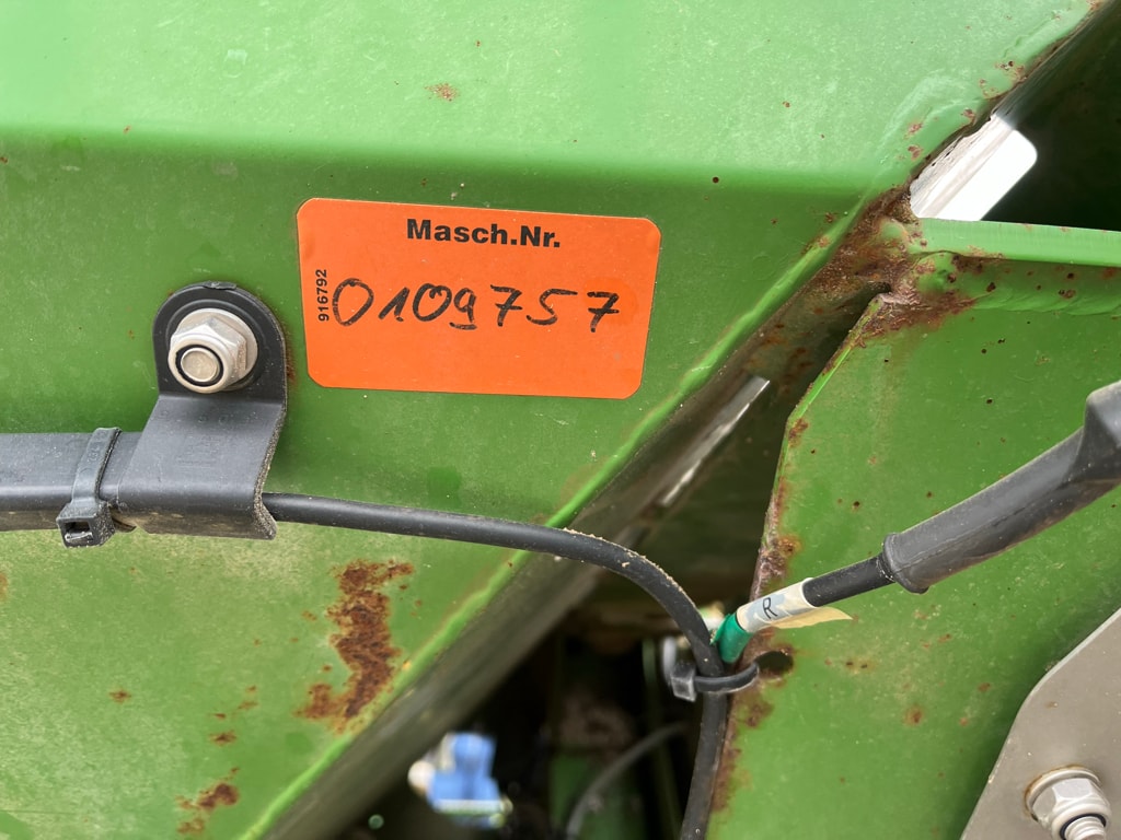 Epandeur engrais AMAZONE ZA-M 3000 ultra - photo slide 7