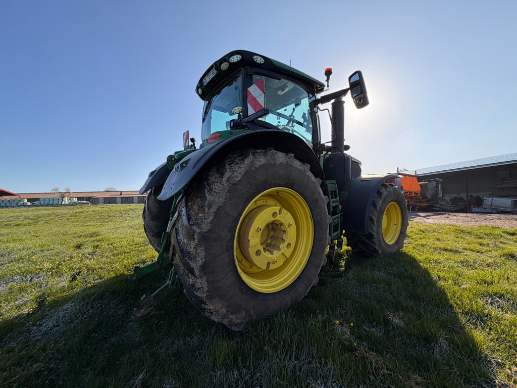 Tracteur JOHN DEERE 6R250 - photo slide 4
