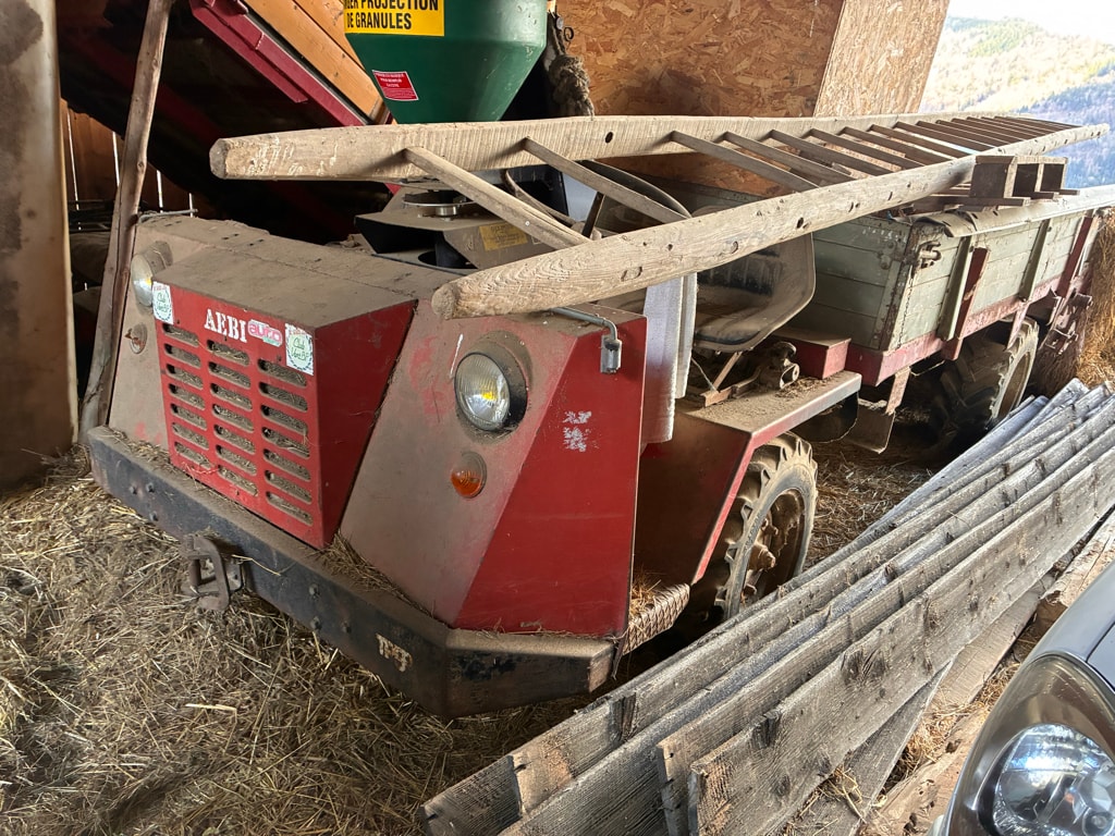 Tracteur de pente AEBI Tp50 - photo slide 1
