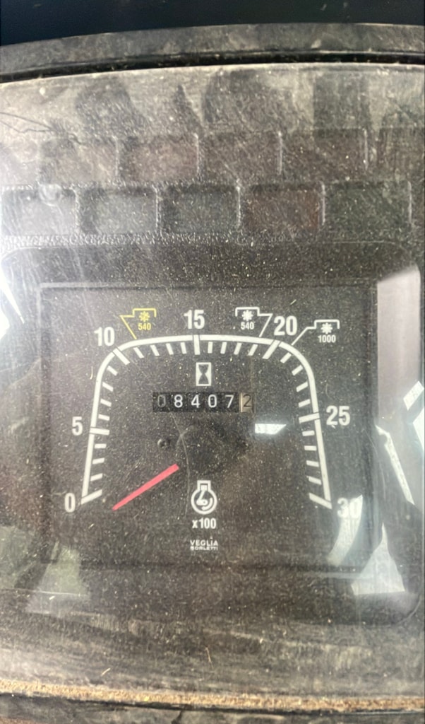 Tracteur NEW HOLLAND TS 100 - photo slide 15