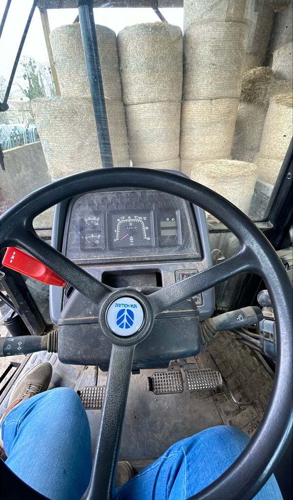 Tracteur NEW HOLLAND TS 100 - photo slide 18