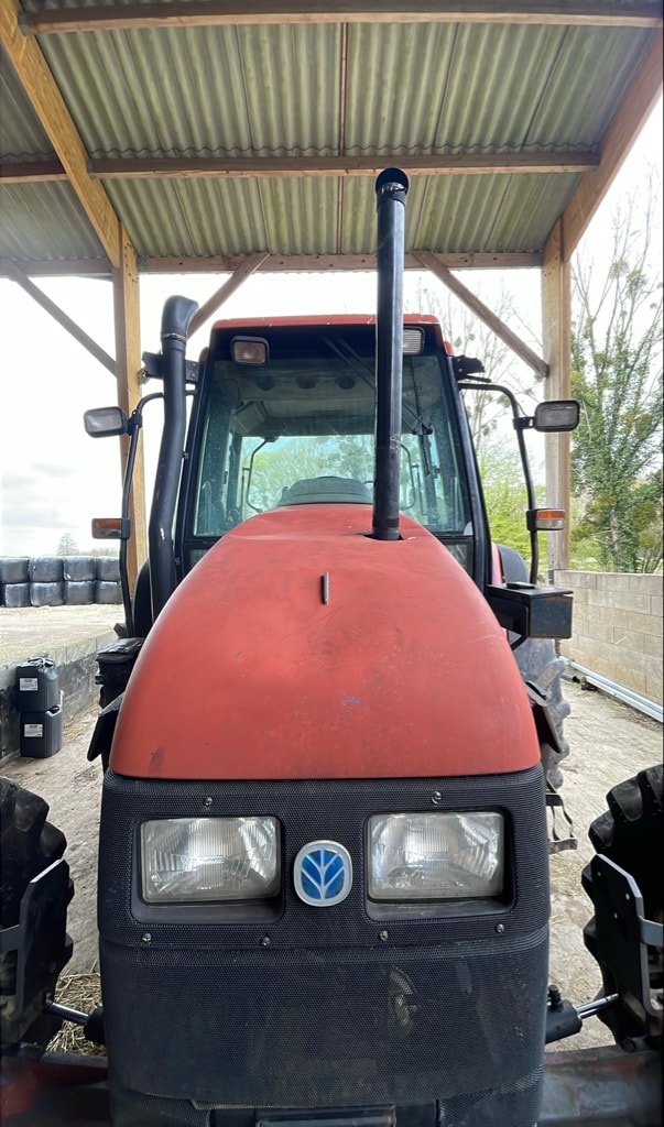 Tracteur NEW HOLLAND TS 100 - photo slide 13