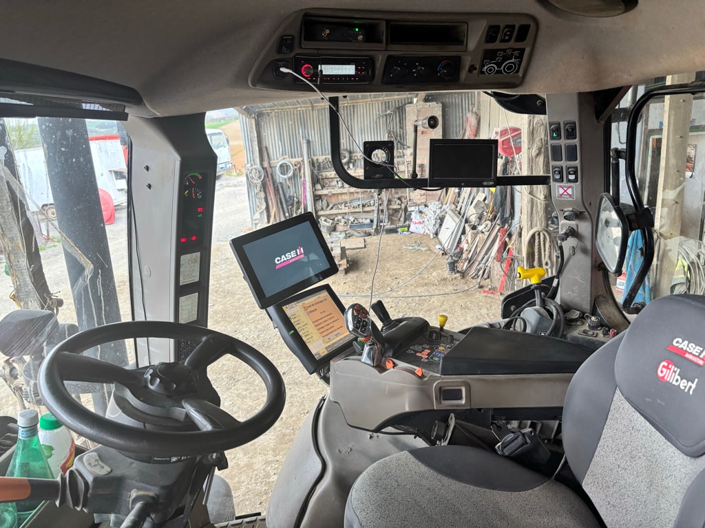 Tracteur CASE IH PUMA 175 CVX - photo slide 10