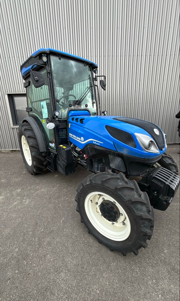 Tracteur NEW HOLLAND T4.100F - photo slide 2