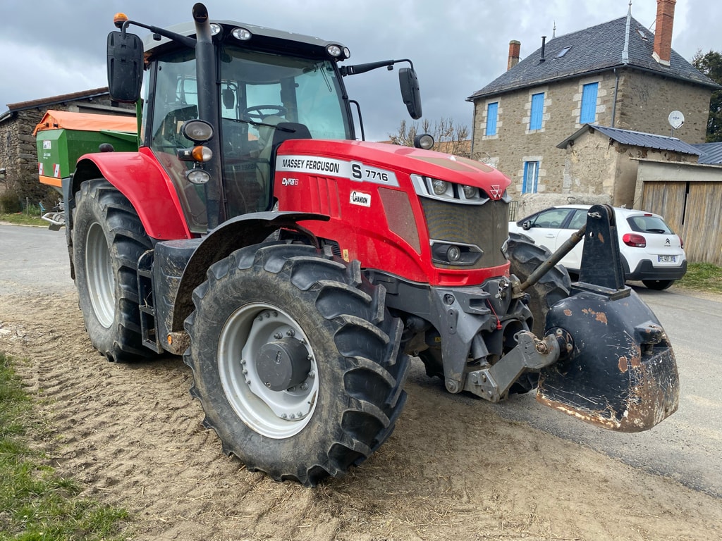 Tracteur MASSEY FERGUSON 7716S DYNA-6 ESSENTIAL - photo slide 3