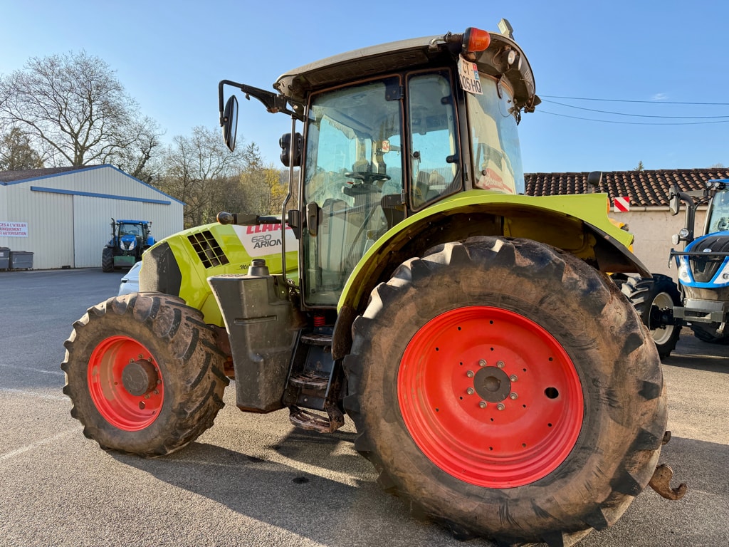 Tracteur CLAAS ARION 620 - photo slide 7