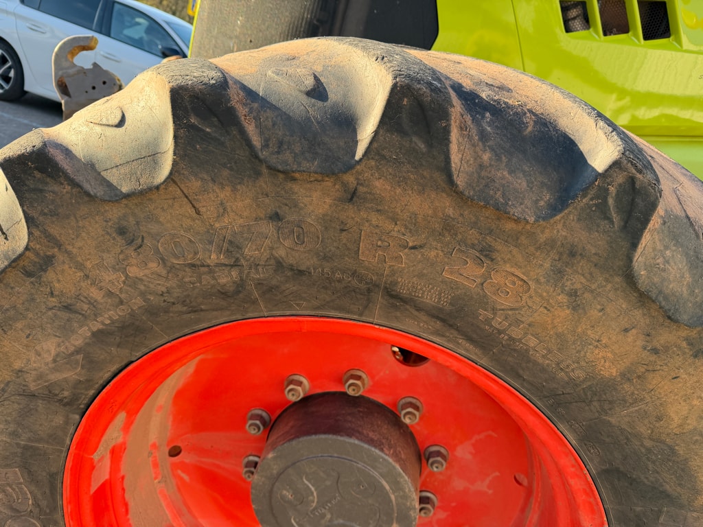 Tracteur CLAAS ARION 620 - photo slide 19