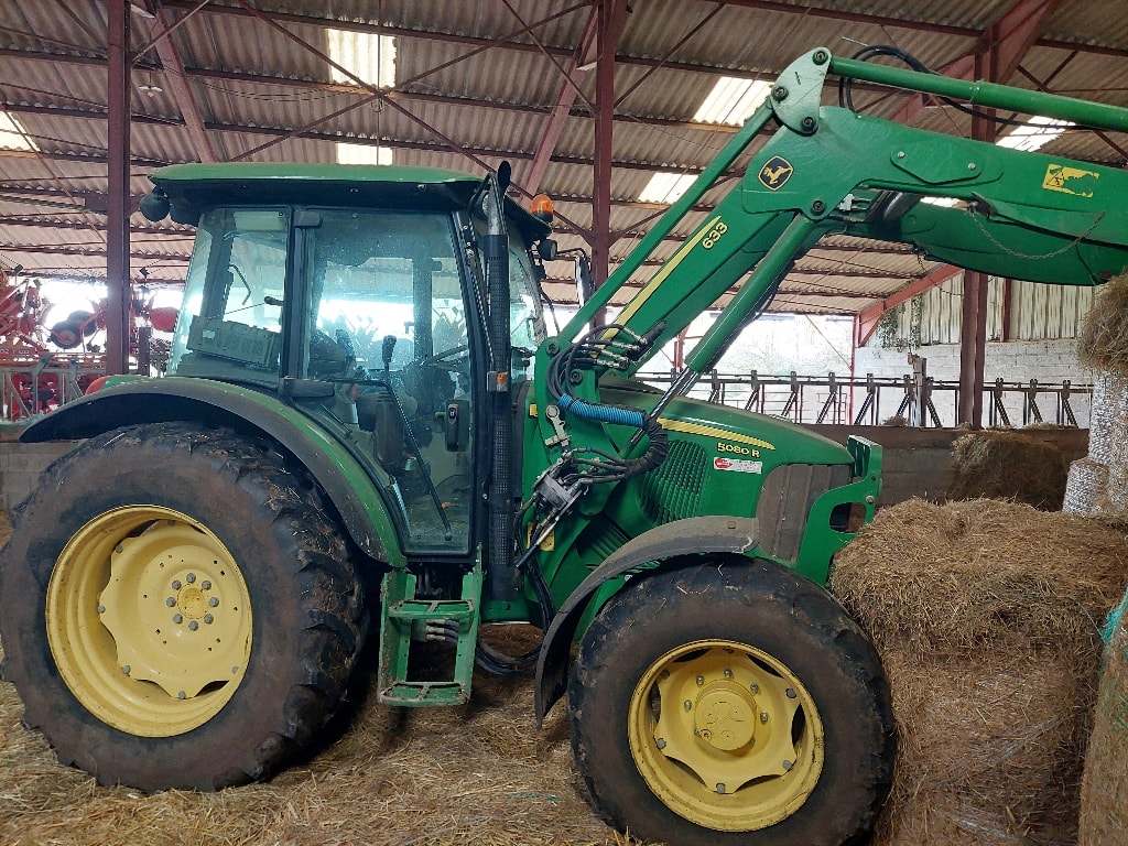 Tracteur chargeur JOHN DEERE 5080R - photo slide 1