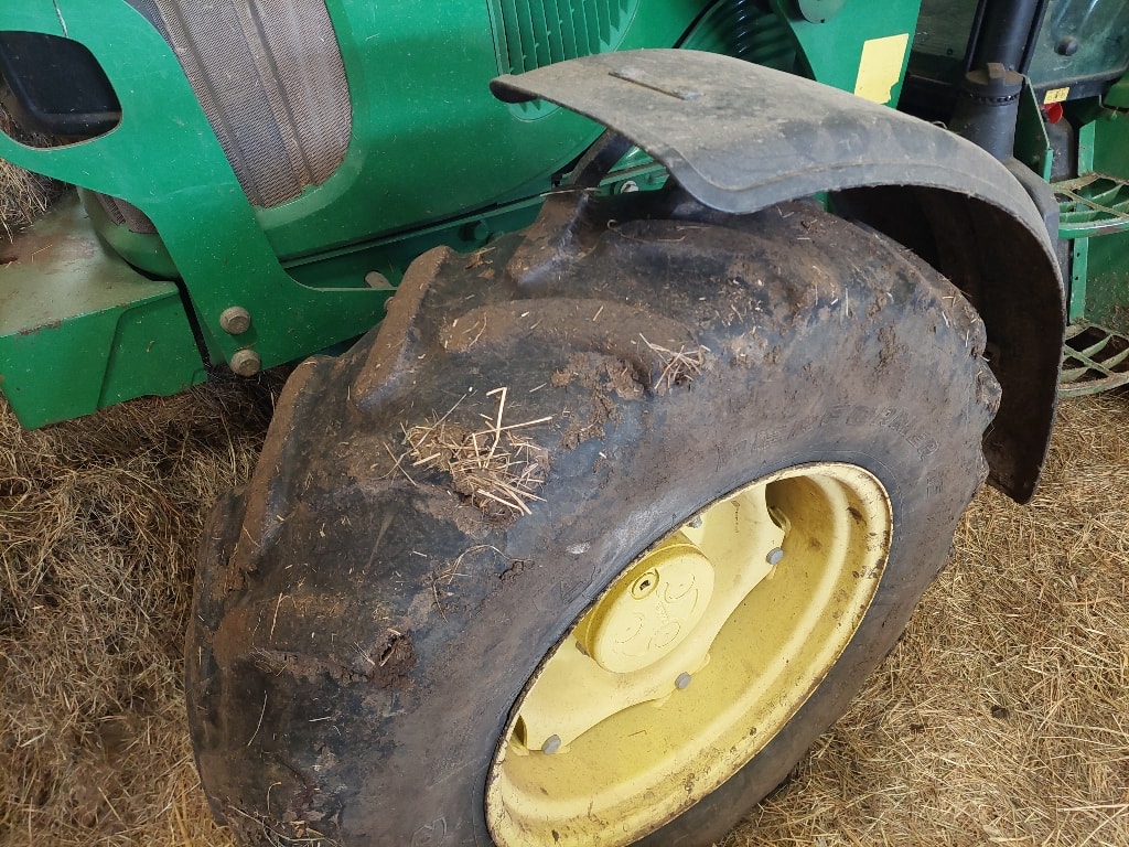 Tracteur chargeur JOHN DEERE 5080R - photo slide 6