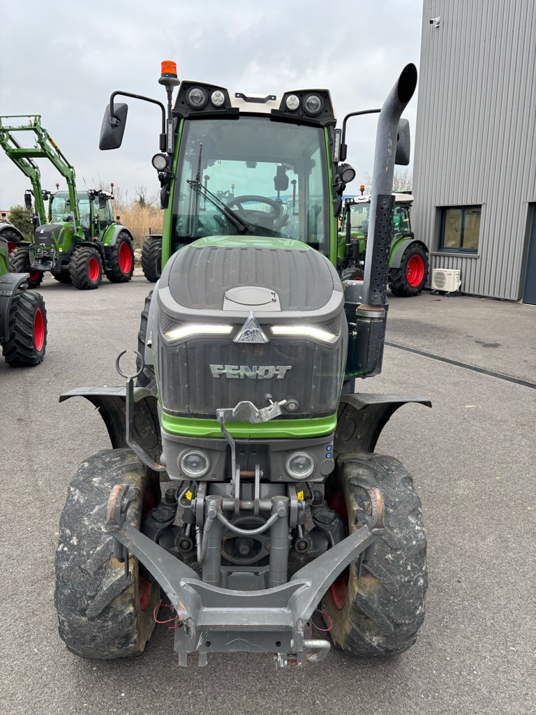 Tracteur FENDT 209V - photo slide 6