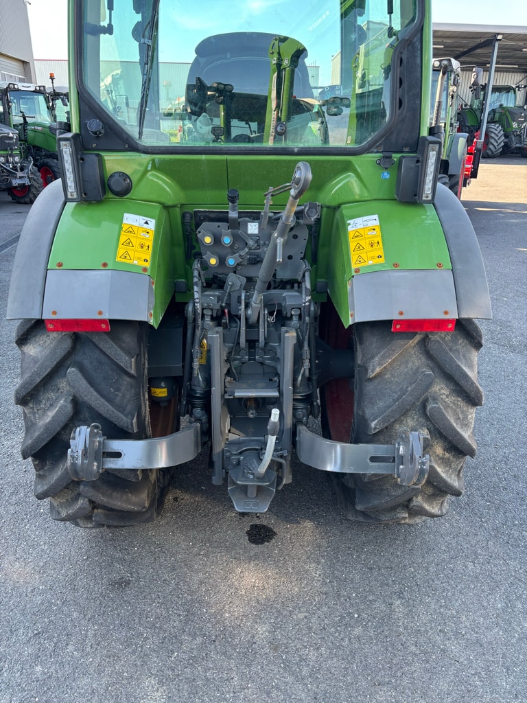 Tracteur FENDT 209F - photo slide 11