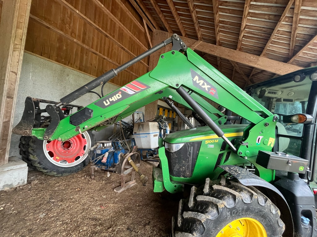 Tracteur JOHN DEERE 5100M - photo slide 8