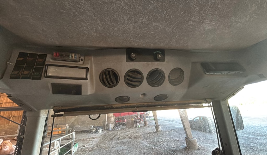 Tracteur SAME EXPLORER 105 - photo slide 12