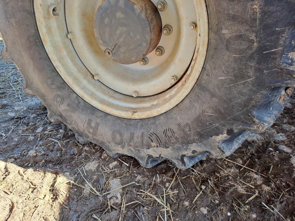 Tracteur VALTRA T155 hi tech - photo slide 4