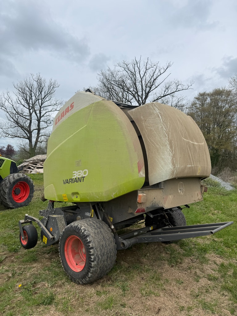 Presse balles rondes CLAAS VARIANT 380 RF - photo slide 4