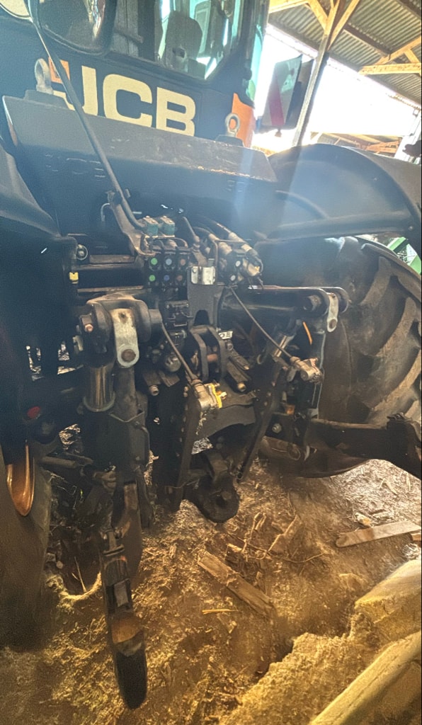 Tracteur JCB FASTRAC 4220 - photo slide 8