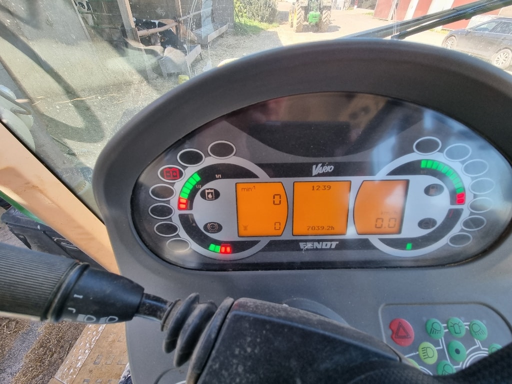 Tracteur FENDT 716 VARIO PROFI - photo slide 11
