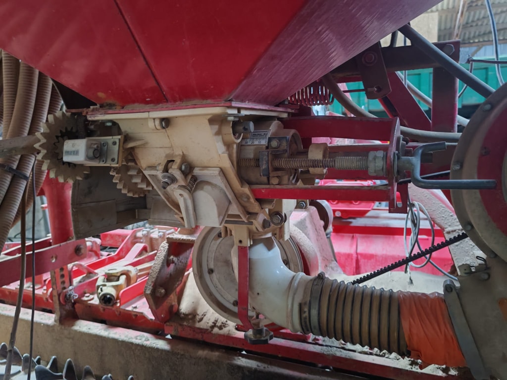 Semoir en ligne KUHN Accord - photo slide 9