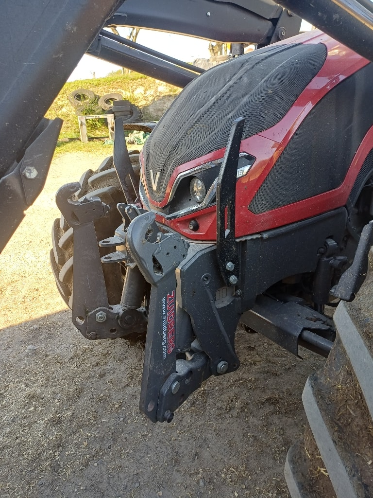 Tracteur chargeur VALTRA G115H - photo slide 7