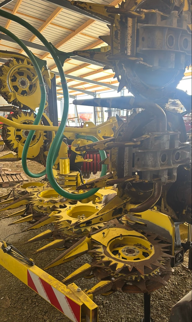 Bec à maïs JOHN DEERE 360 plus - photo slide 4