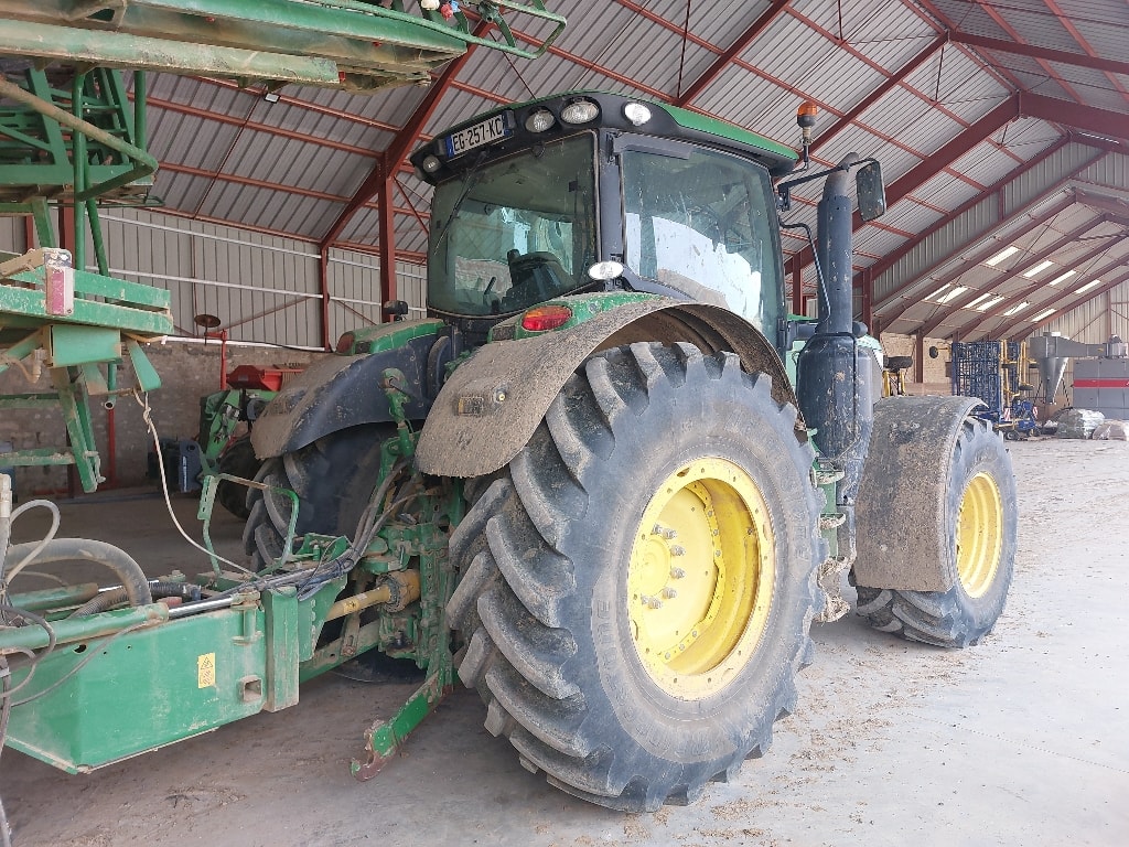 Tracteur JOHN DEERE 6215R FT4 - photo slide 3
