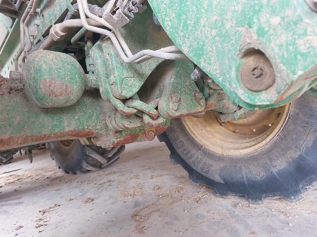 Tracteur JOHN DEERE 6215R FT4 - photo slide 11