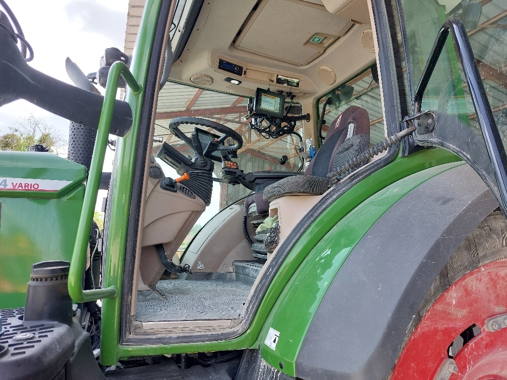 Tracteur FENDT 514 VARIO PROFI + - photo slide 17