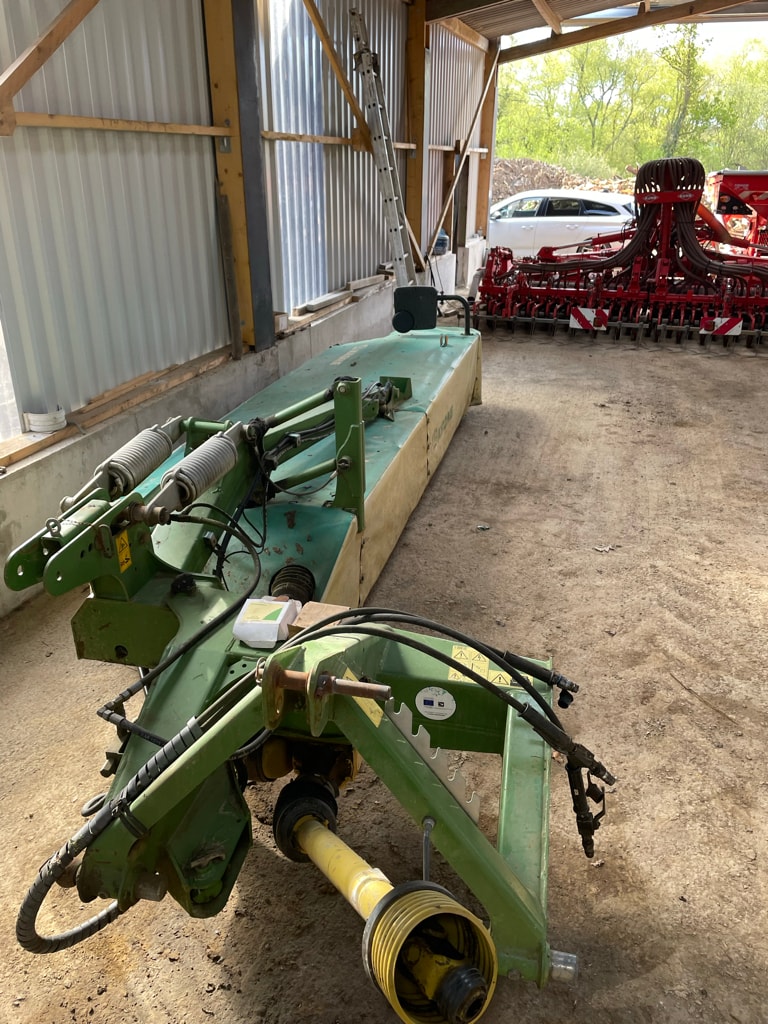 Faucheuse KRONE Easy cut R 400 - photo slide 2