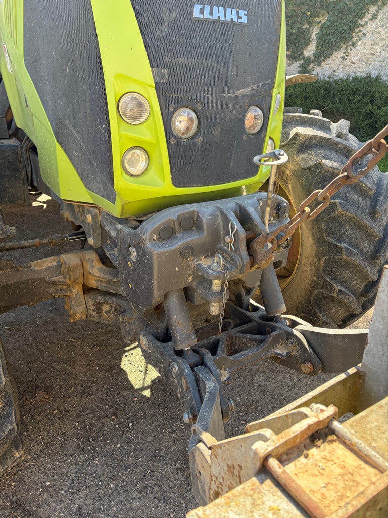 Tracteur CLAAS AXION 810 - photo slide 11