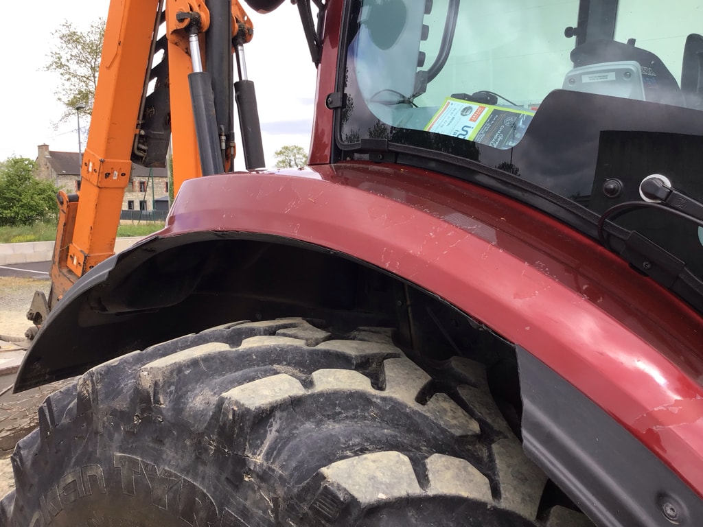 Tracteur VALTRA T145 Direct Skyview - photo slide 7