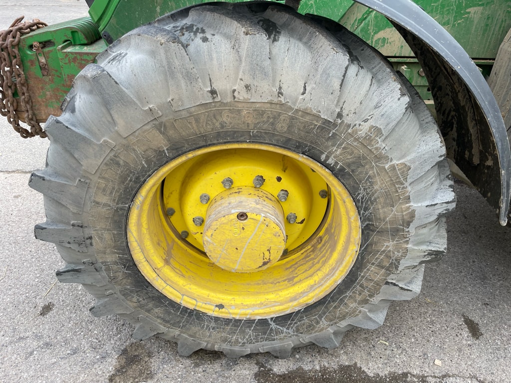 Tracteur JOHN DEERE 6155M - photo slide 13