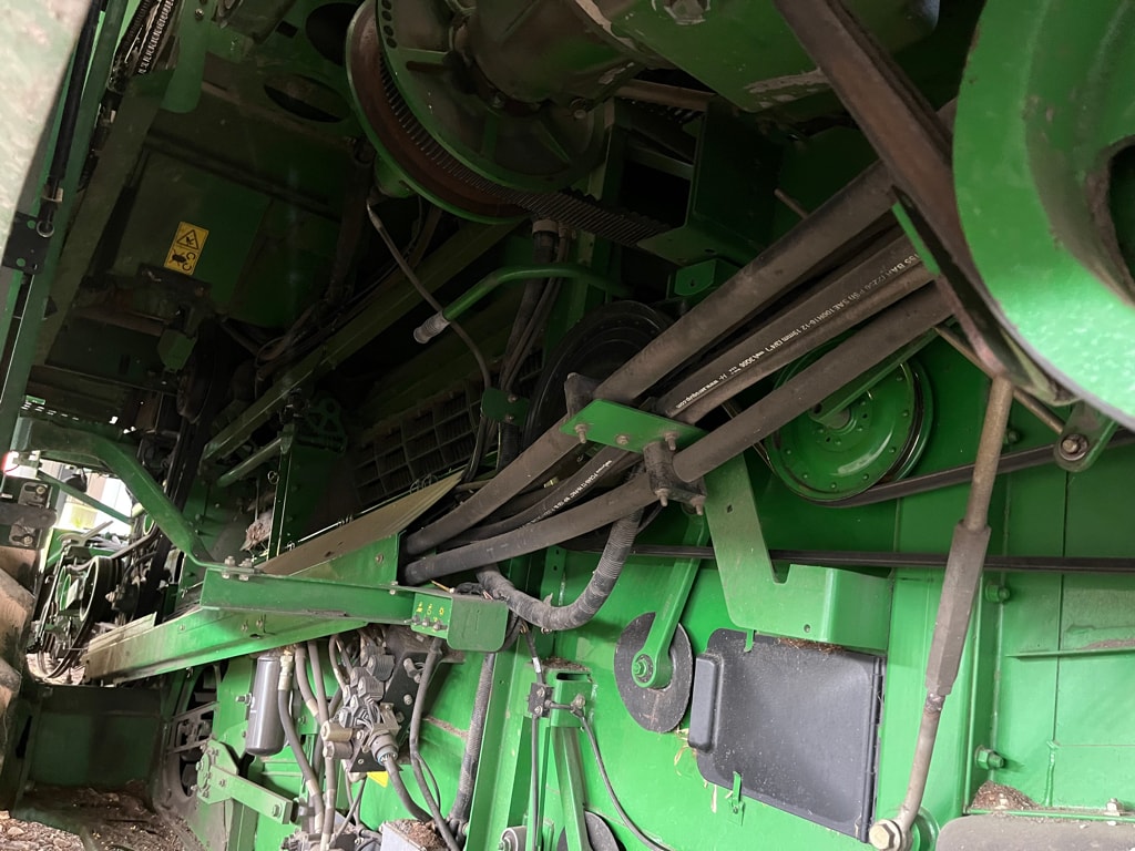 Moissonneuse JOHN DEERE 9560 I STS - photo slide 9