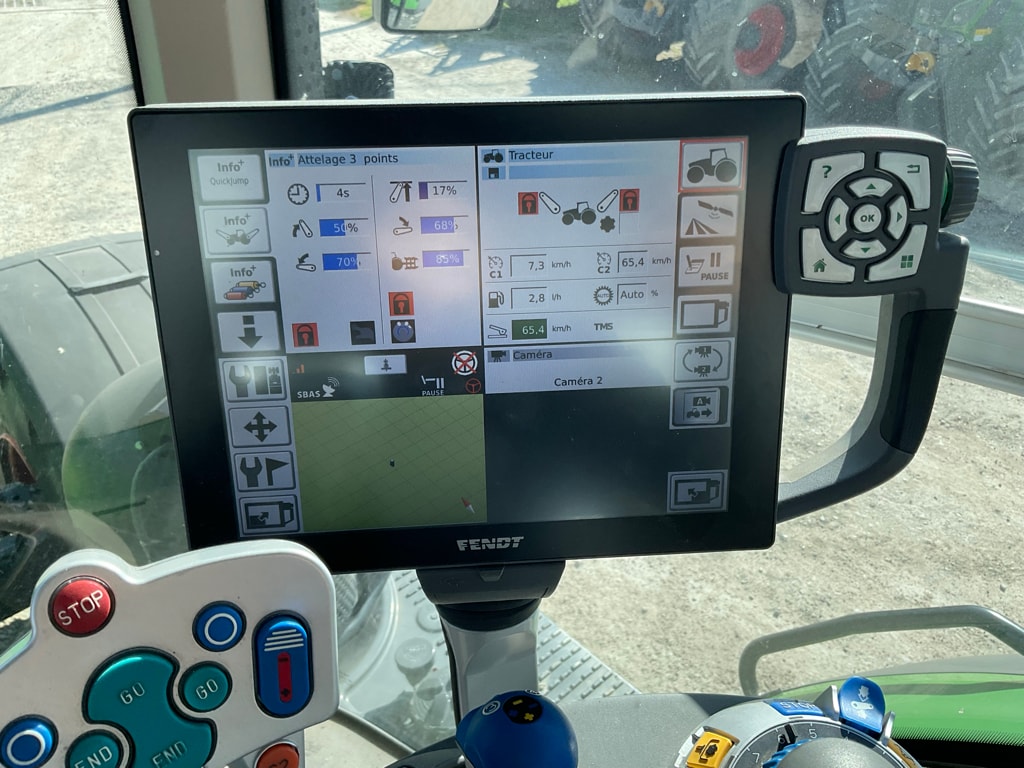 Tracteur FENDT 824 VARIO PROFI + - photo slide 22