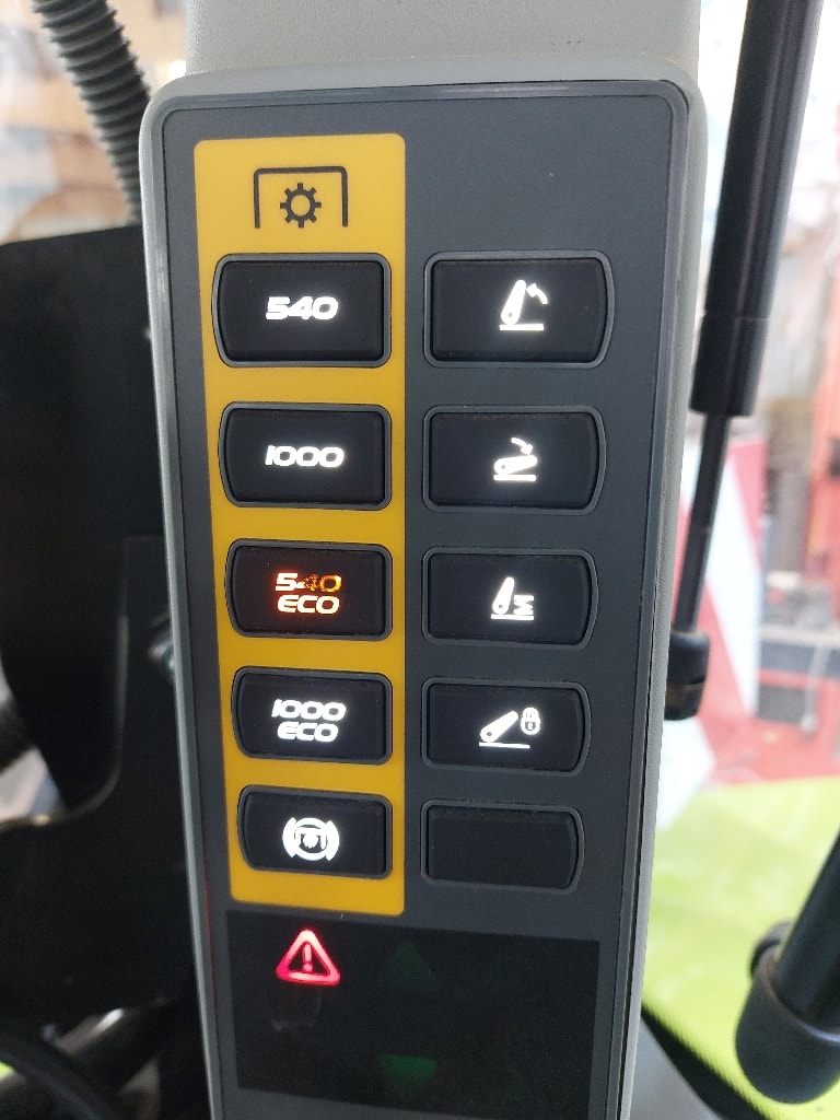 Tracteur CLAAS ARION 650 - photo slide 21