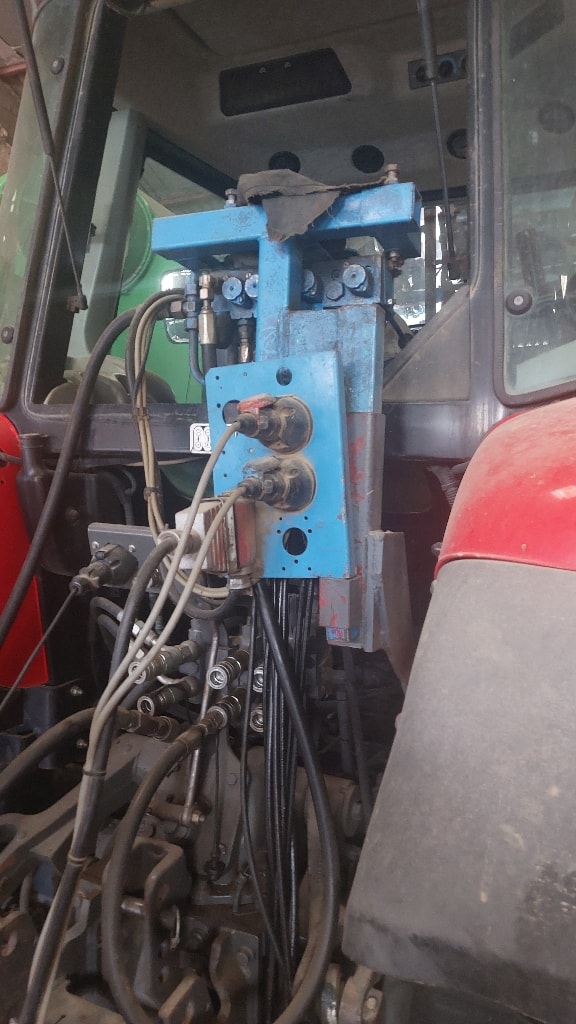 Pulverisateur BERTHOUD ALBA LEADER 2500 L. / 24 M. DPE - photo slide 7