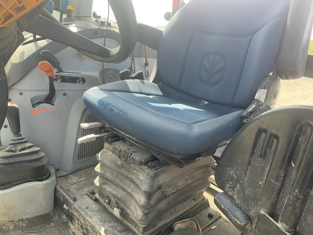 Tracteur NEW HOLLAND T 4-95 - photo slide 20
