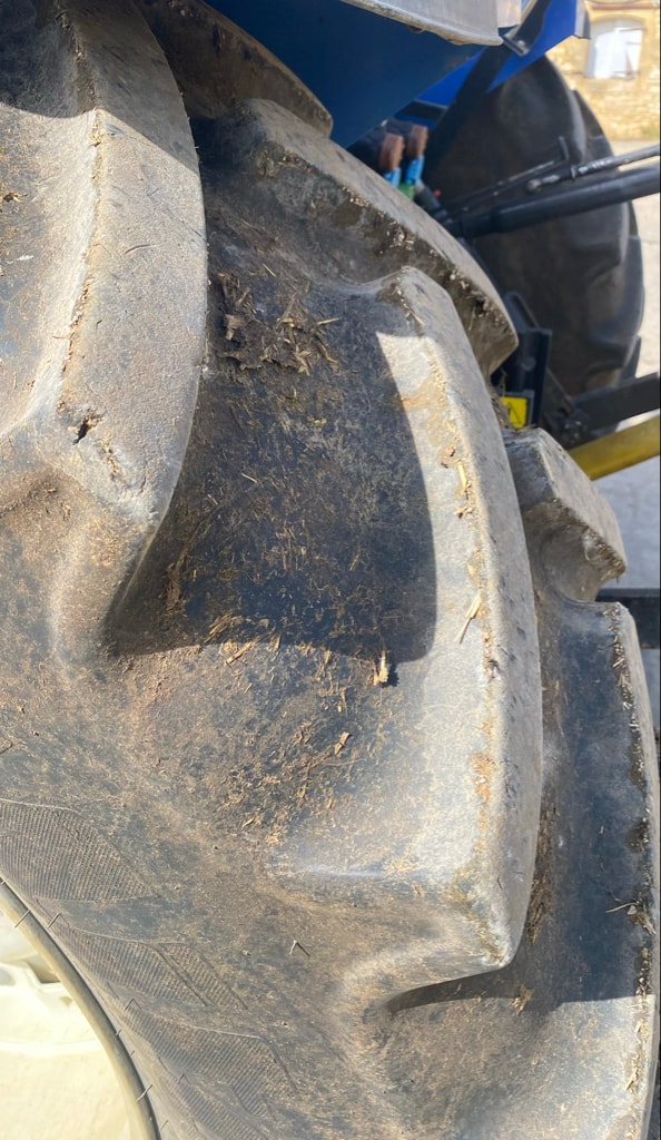 Tracteur chargeur NEW HOLLAND T5.100 - photo slide 5