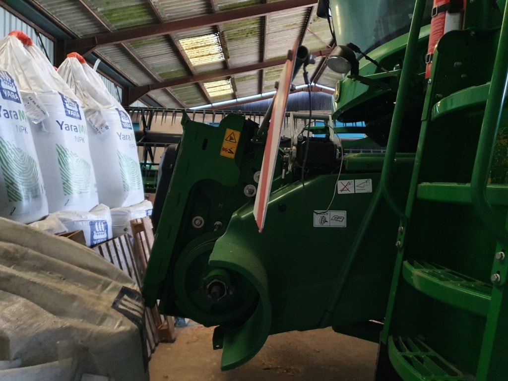 Moissonneuse JOHN DEERE S780 - photo slide 9