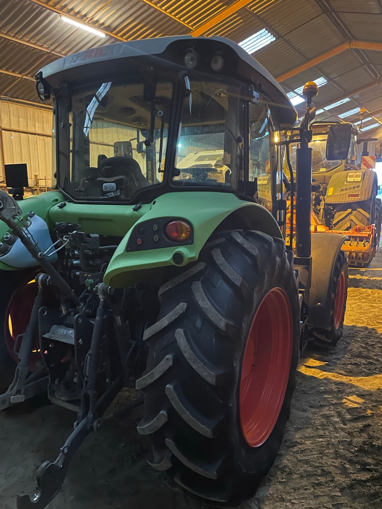 Tracteur CLAAS ARION420 - photo slide 4