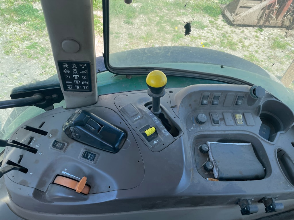 Tracteur chargeur JOHN DEERE 5100R - photo slide 11