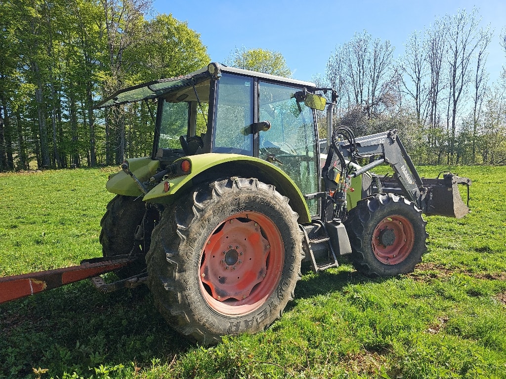Tracteur chargeur CLAAS AXOS 320 - photo slide 3
