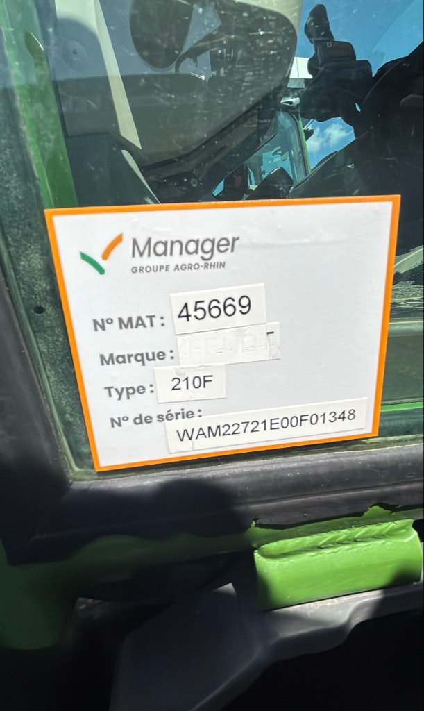 Tracteur FENDT 210F - photo slide 5