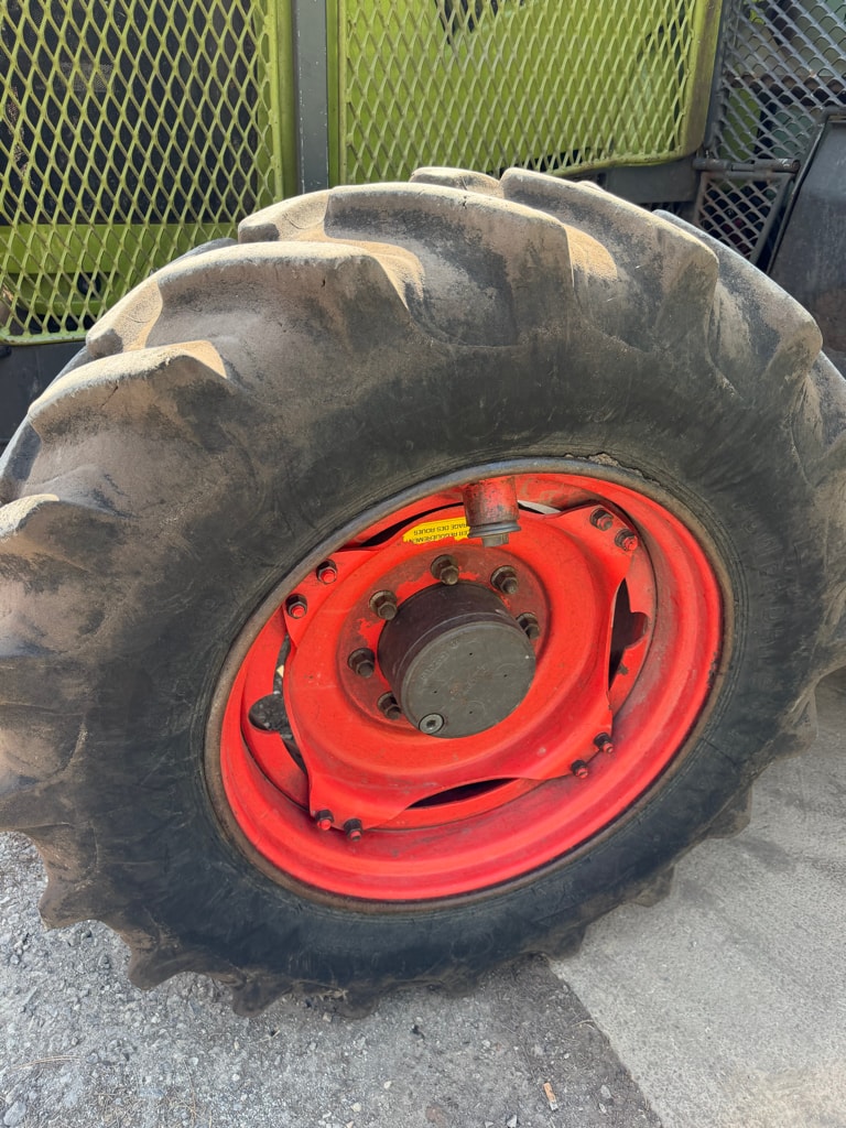 Tracteur forestier CLAAS ARION 450 - photo slide 8